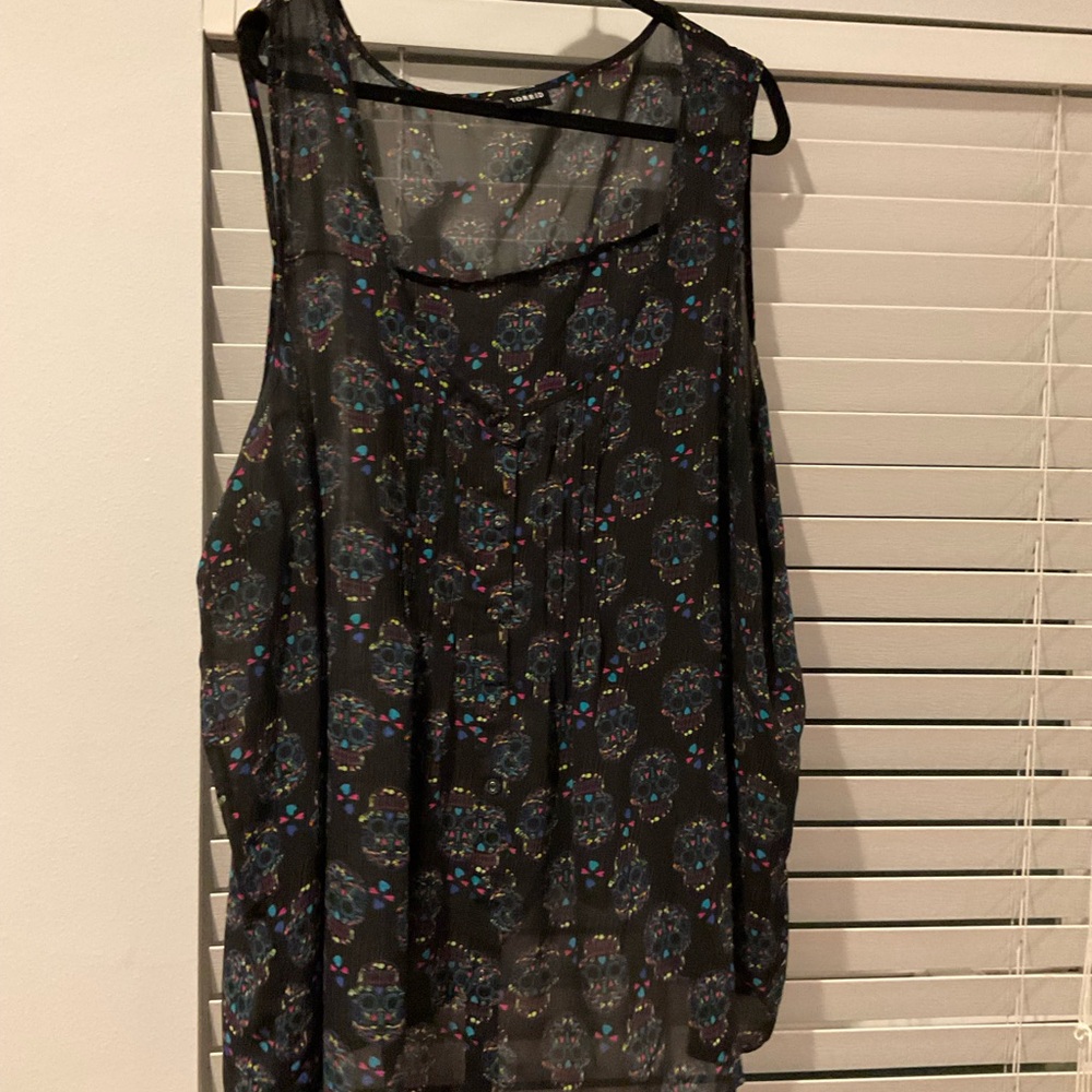 Sheer Black Floral Skull Print Sleeveless Top